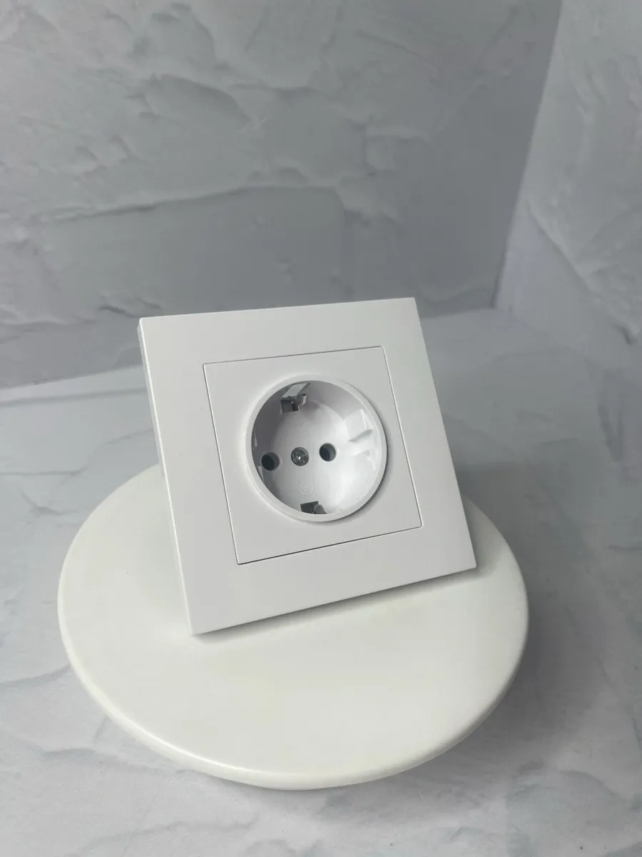 Unıversal Topraklamalı Tekli Gömme Priz 297148833 Afina