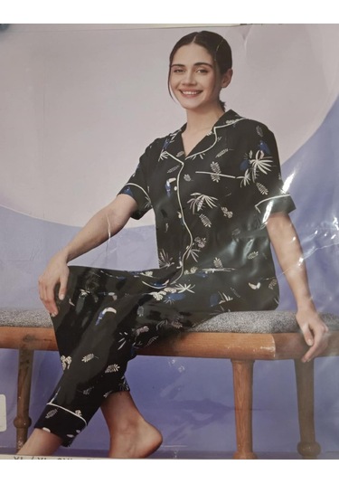 Miss Klein Kadın Büyük Beden Gömlek Yaka Pamuklu Likralı Kısa Kol Pijama Takımı 1138 - 1 Adet Siyah Miss Klein Kadın Büyük Beden Gömlek Yaka Pamuklu Likralı Kısa Kol Pijama Takımı 1138 - 1 Adet Siyah