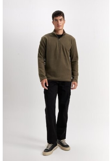 DeFacto Haki Tüylenme Yapmayan Soğuk Geçirmez Regular Fit Dik Yaka Fermuarlı Polar Sweatshirt Y3996AZNSKH469 DeFacto Haki Tüylenme Yapmayan Soğuk Geçirmez Regular Fit Dik Yaka Fermuarlı Polar Sweatshirt Y3996AZNSKH469