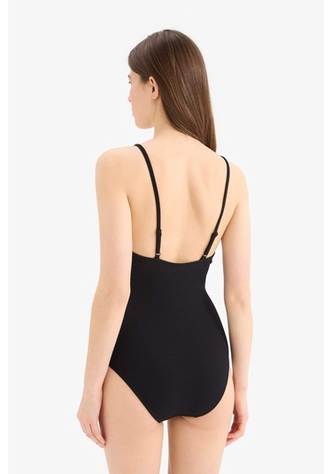 Defacto Regular Fit Pike Mayo-fall İn Love E0216ax25smbk81 Siyah Defacto Regular Fit Pike Mayo-fall İn Love E0216ax25smbk81 Siyah