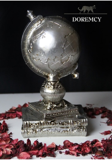 Doremcy Dekoratif Gümüş Kitaplı Dünya Küre Ev Ve Ofis Hediyelik Polyester Döküm Biblo Gümüş