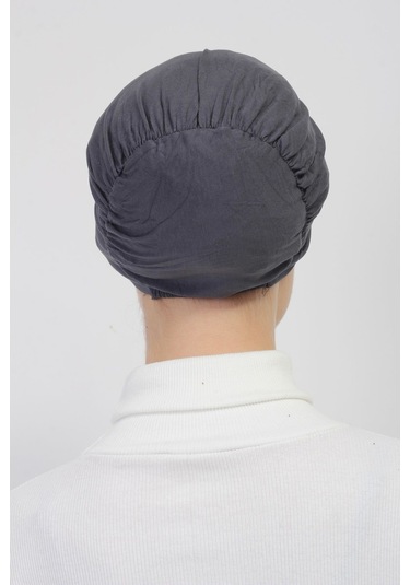 Lastikli Kaymaz Geçmeli Pratik Tesettür Bone Füme