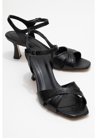 Melin Siyah Desenli Çapraz Bantlı Kadın Topuklu Ayakkabı Siyah Yılan