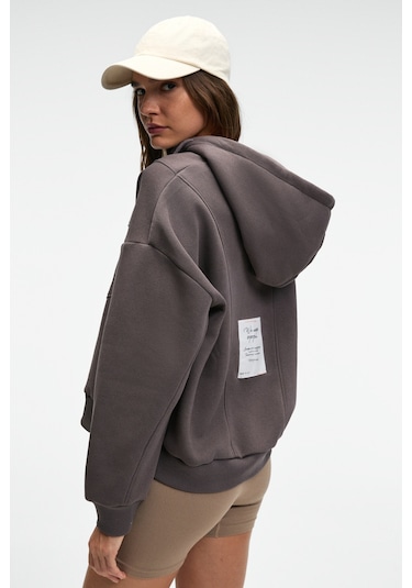 VYSELLE Kadın Önü Kesikli Metal Fermuarlı Kapüşonlu Etiket Detaylı Oversize Antrasit Sweatshirt