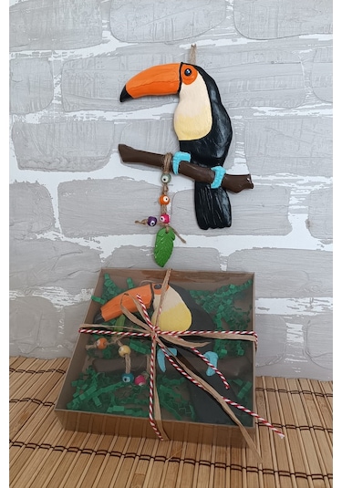 Dekoratif Tukan Kuşu Farklı Renklerde Kutulu 1 Adet