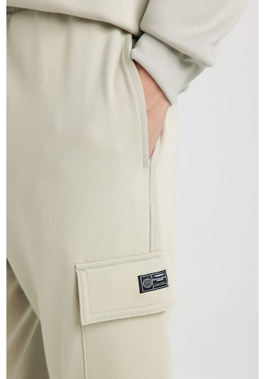 DeFacto Regular Fit Jogger Eşofman Altı Basic Düz Kargo Cepli Lastikli Paça D5252AX25SPKH494