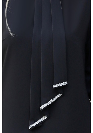 Işıltı Taş Detaylı Büyük Beden Tesettür Takım Siyah