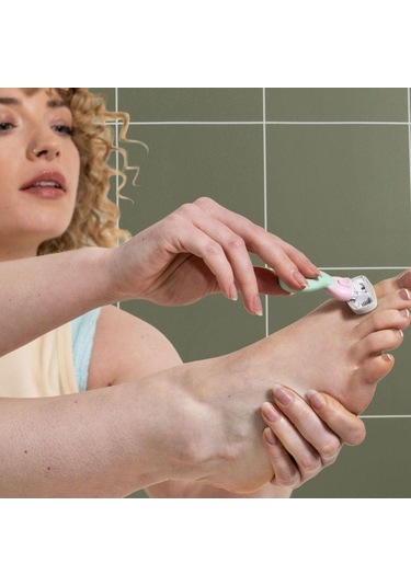 Wilkinson Sword Intuition Complete Mini Kadın Tıraş Bıçağı -özel Kutusunda