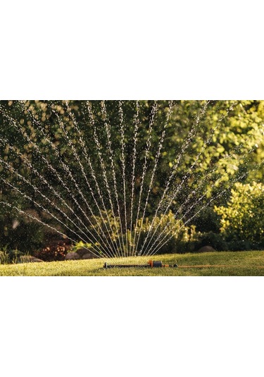 Fiskars 1023661 Metal Ayaklı Salınımlı Fıskiye