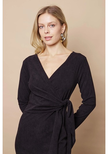 Kadın Kadife Kumaş Kruvaze Anvelop Bağcıklı Uzun Kol Diz Altı Elbise-siyah Siyah