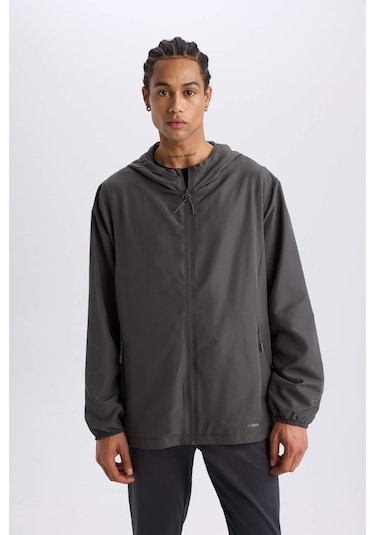 DeFactoFit Su İtici Regular Fit Kapüşonlu File Astarlı Fermuarlı Dokuma Mevsimlik Baharlık Mont D6180AX25SPAR216