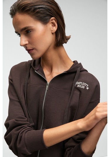 Grımelange Elara Kadın Metal Fermuarlı Nakışlı Kapüşonlu Crop Koyu Kahverengi Sweatshirt Koyu Kahverengi