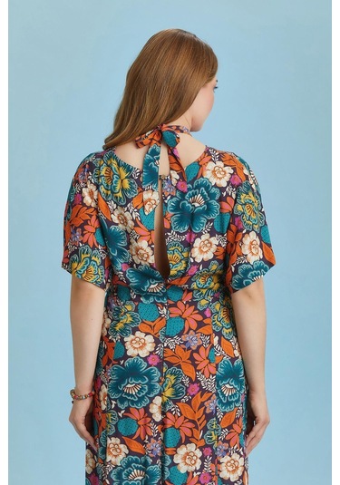 Sırt Pencereli Çiçek Desenli Büyük Beden Bohem Elbise 001