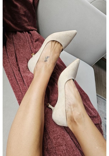 10 670 Topukla Kadın 6 Cm Kadeh Topuk Stiletto Ten Süet