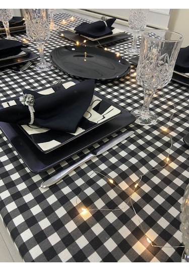 Sıvı Geçirmez Dertsiz Masa Örtüsü Kareli Desen Siyah