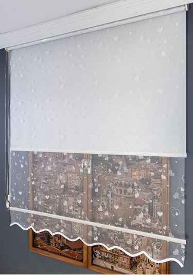 Kalp Desenli Çift Mekanizmalı Tül Stor Perde Beyaz