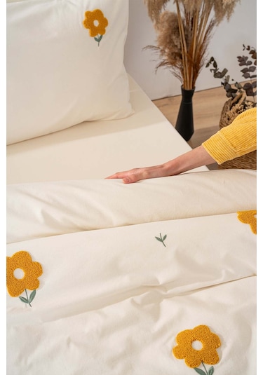 Florita Sarı Çift Kişilik Nakışlı 6 Parça %100 Pamuklu Nevresim Takımı & Çeyiz Seti