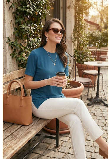 Lela Oversize Bisiklet Yaka Yırtmaç Detaylı Bayan Bluz 5869000 Indigo