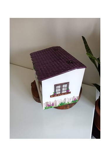 El Boyaması Ev Şeklinde Çatılı Ahşap Ekmeklik Karışık