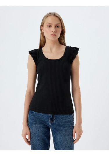 Koton Fırfırlı Karpuz Kol Tişört Yuvarlak Yaka Ribanalı Slim Fit Siyah 5wak10179ek Siyah