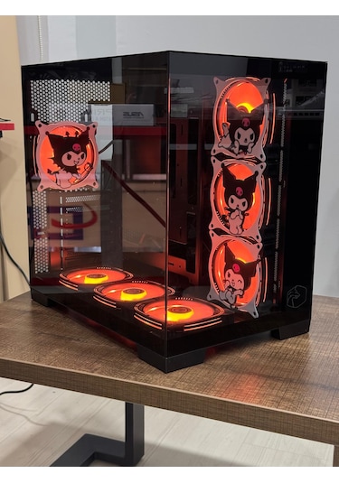 Gametech Kuromi Karakterli 7 Rgb Fanlı Akvaryum Kasa Siyah