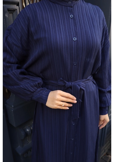 Kadın Lacivert Boydan Düğmeli Yarasa Kol Kuşaklı Lara Keten Uzun Tesettür Elbise Lacivert