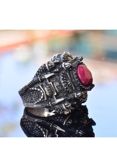 Erkekler İçin Lüks 925 Ayar Gümüş Yüzük - Yakut Taşlı - Zarif Ve Görkemli Tasarım Gümüş