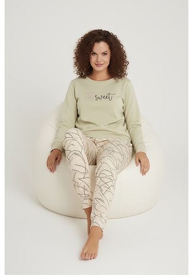 Luxury Thermal Be Sweet Yazılı Çizgili Desenli Kadın Polar Pijama Takımı 42040 Krem