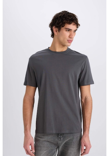 DeFacto %100 Pamuk New Regular Fit Bisiklet Yaka Basic Düz Kısa Kollu Tişört V7699AZ25SPAR9