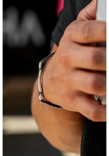 Cenova Kuyumculuk 14 Ayar Altın Bar Detaylı Siyah Seramik Erkek Bileklik 3 Mm Sarı Altın