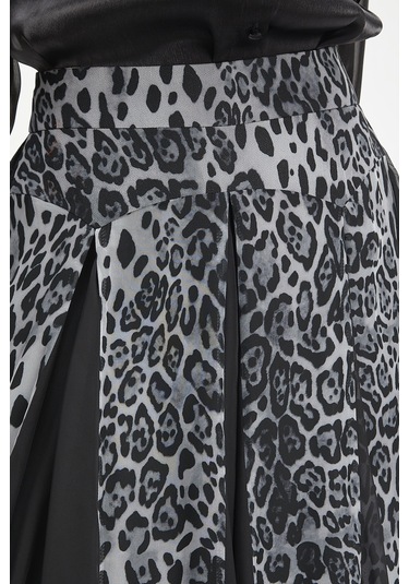 Kadın Leopar Desenli Şifon Etek - Katmanlı, Hafif Ve Zarif Tasarım - Günlük Ve Özel Davet Kullanımı İçin Etek Gri