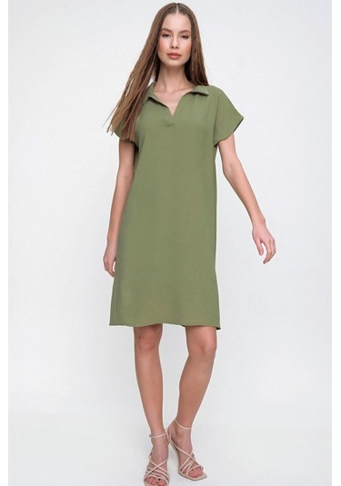 Kadın Bol Kesim Polo Yaka Kısa Kollu Günlük Kısa Midi Elbise Dizüstü 2883200 Haki