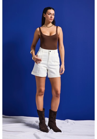 Itsbasic Kadın Kırık Beyaz 7s6-101 Straight Fit Relax Denim Şort