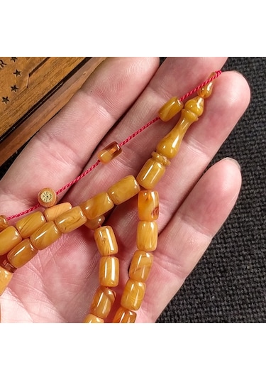İmzalı 7X11 mm Sarı Hareli Sıkma Kehribar Tesbih Usta İşçilikli