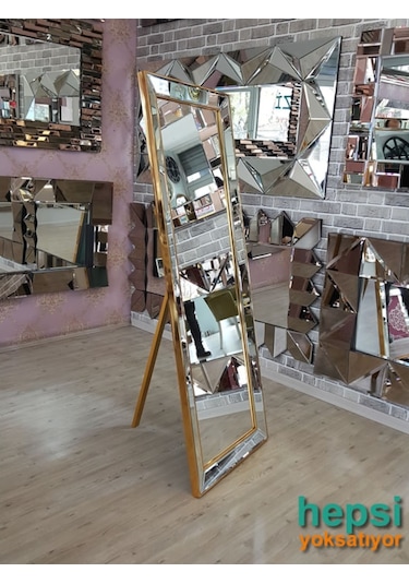 Ayna Çerçeveli Model Altın Renk Ayaklı Boy Aynası Altın