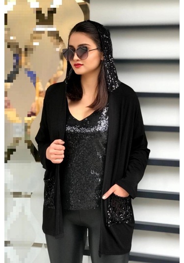 Kapüşonu Ve Cebi Pul Hırka Siyah