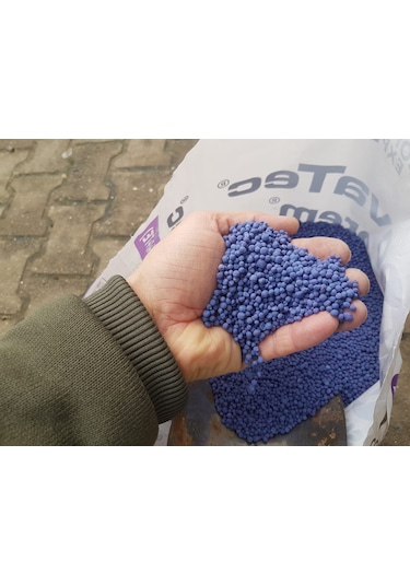 Compo Novatec ® Suprem 21.5.10 Özel Bitki- Çim Bakım Gübresi 1 KG