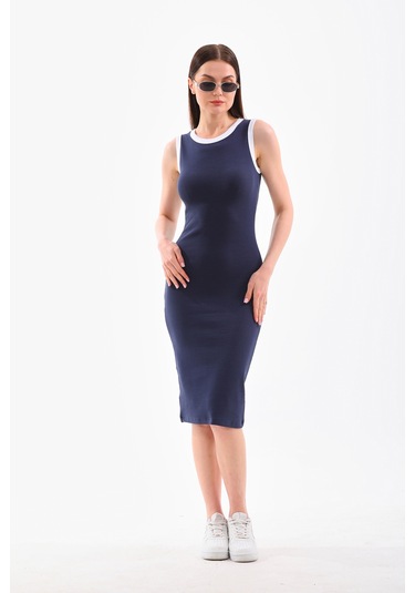 Beyaz Biyeli Kolsuz Diz Altı Fitilli Esnek Lacivert Kalem Elbise