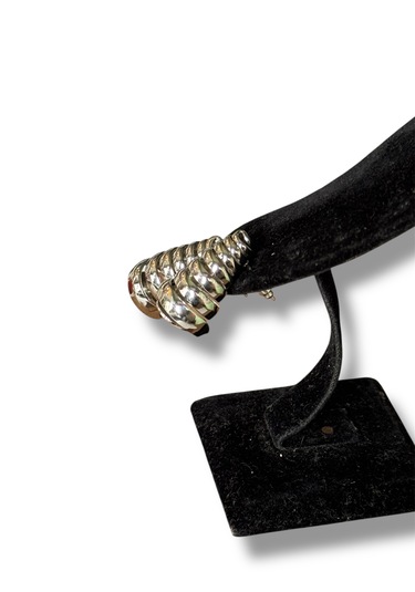 Büyükten Küçüğe Yay Şekilli Çelik Küpe Gümüş