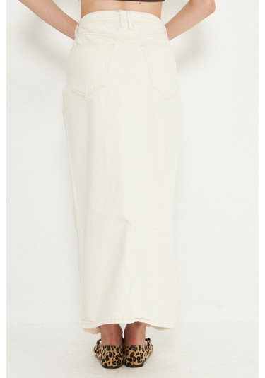 Beyaz Uzun Onden Yirtmacli Spor Denim Etek Beyaz