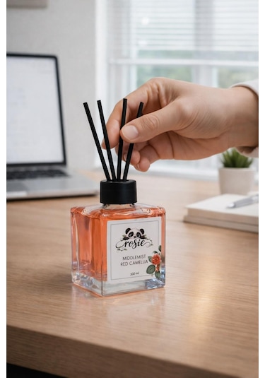 Rosie Middlemist Red Camellia Çubuklu Oda Kokusu 100 Ml Gül