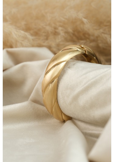 Çildan Womens Gold Özel Tasarım Kalın Kelepçe Bileklik Altın - Gold