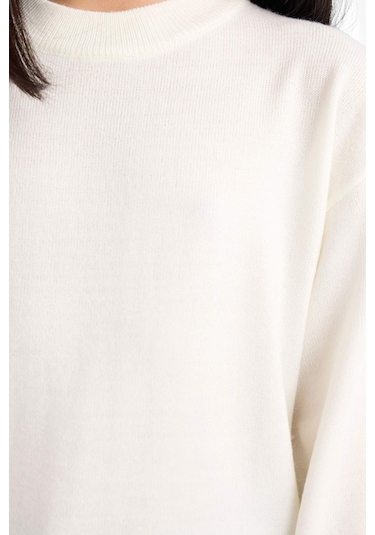 Defacto Kız Çocuk Standart Fit Bisiklet Yaka Triko Kazak C6902a825auer105 Ekru