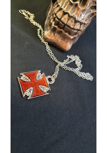 Dükkan Design Kırmızı Gama Cross Kolye Sarı