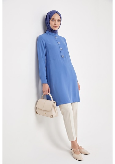 Armine Trend Metal Aksesuar Detaylı Hakim Yaka Tunik İndigo 26yt485