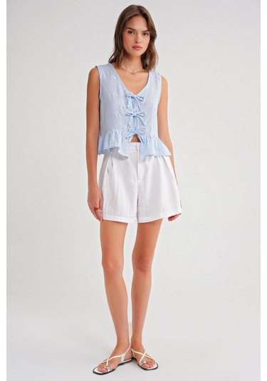 4724 Kadın Çicek Desenli Bağlamalı Müslin Bluz Bebe Mavi Bebe Mavi