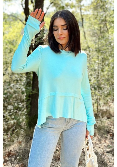 Kadın Mint Elleri Eldiven Detaylı, Asimetrik Kesim, Bisiklet Yaka, Eteği Pliseli, Salaş Spor Bluz Mint Kadın Mint Elleri Eldiven Detaylı, Asimetrik Kesim, Bisiklet Yaka, Eteği Pliseli, Salaş Spor Bluz Mint