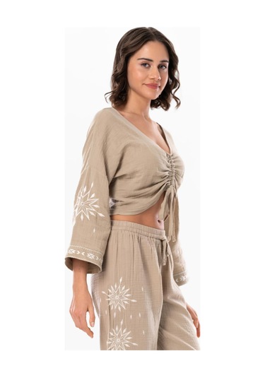 Uzun Kol Günışığı Büzgü Detaylı Yazlık Müslin Bluz Vizon Vzn-vizon Vizon