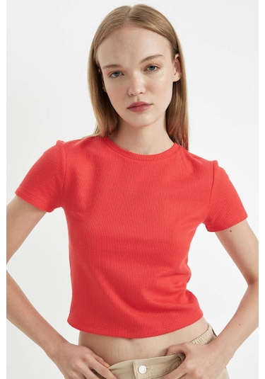 DeFacto Coool Fitted Vücuda Oturan Waffle Basic Düz Kısa Kollu Tişört D5181AX24AURD93