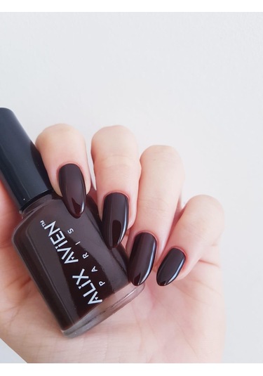 Alix Avien Vişne Rengi Oje 23 Yüksek Pigmentli Uzun Süreli Kalıcılık Hızlı Kuruma Nail Lacquer 23